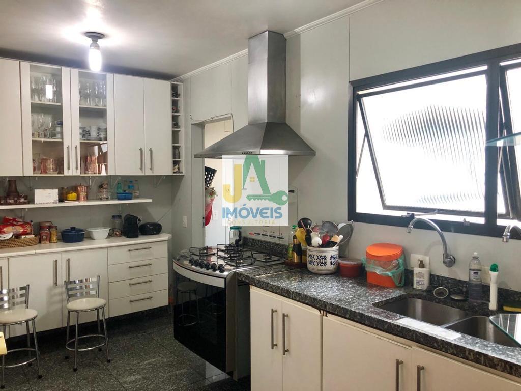 Apartamento, 4 quartos, 227 m² - Foto 11