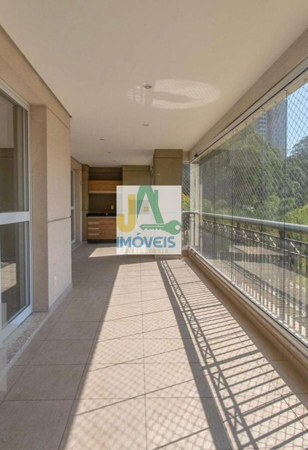 Apartamento, 3 quartos, 197 m² - Foto 1