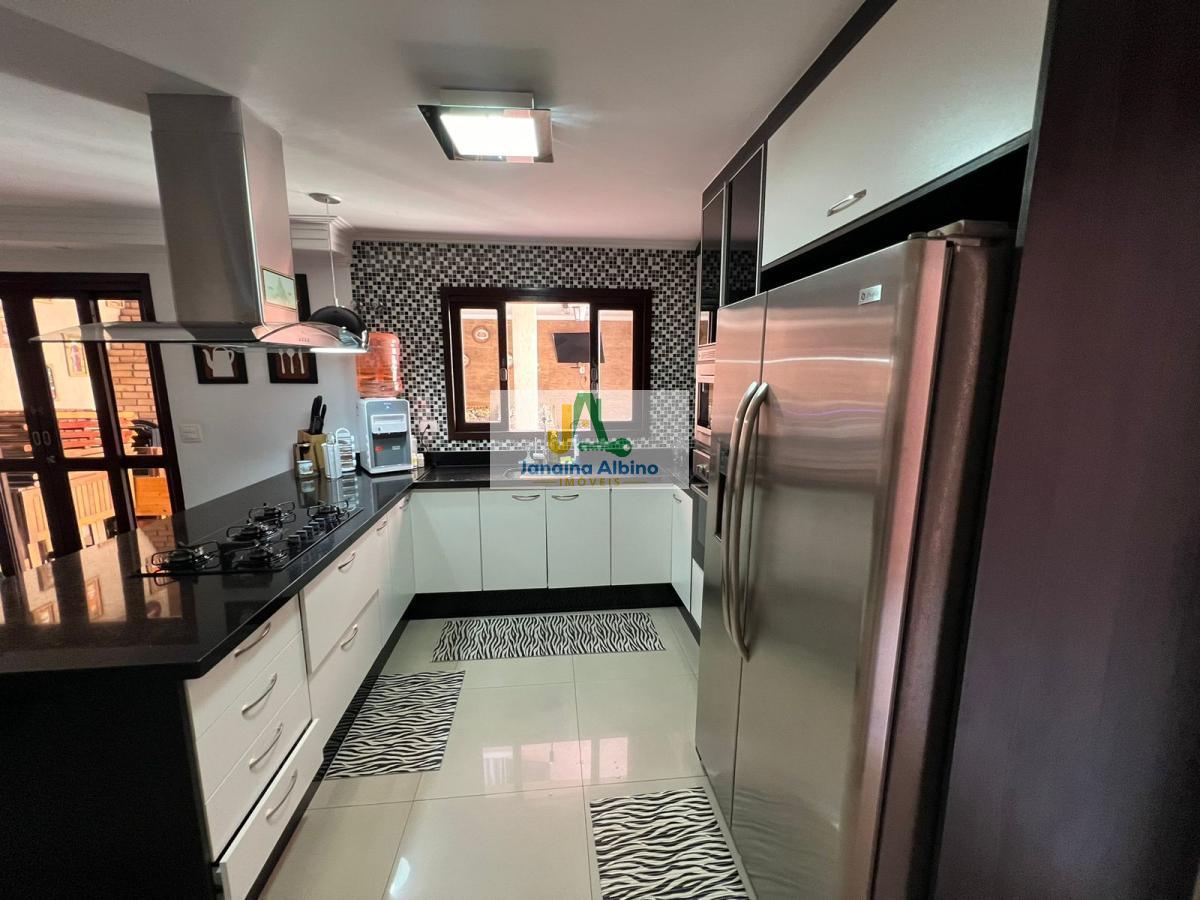 Sobrado, 3 quartos, 220 m² - Foto 3