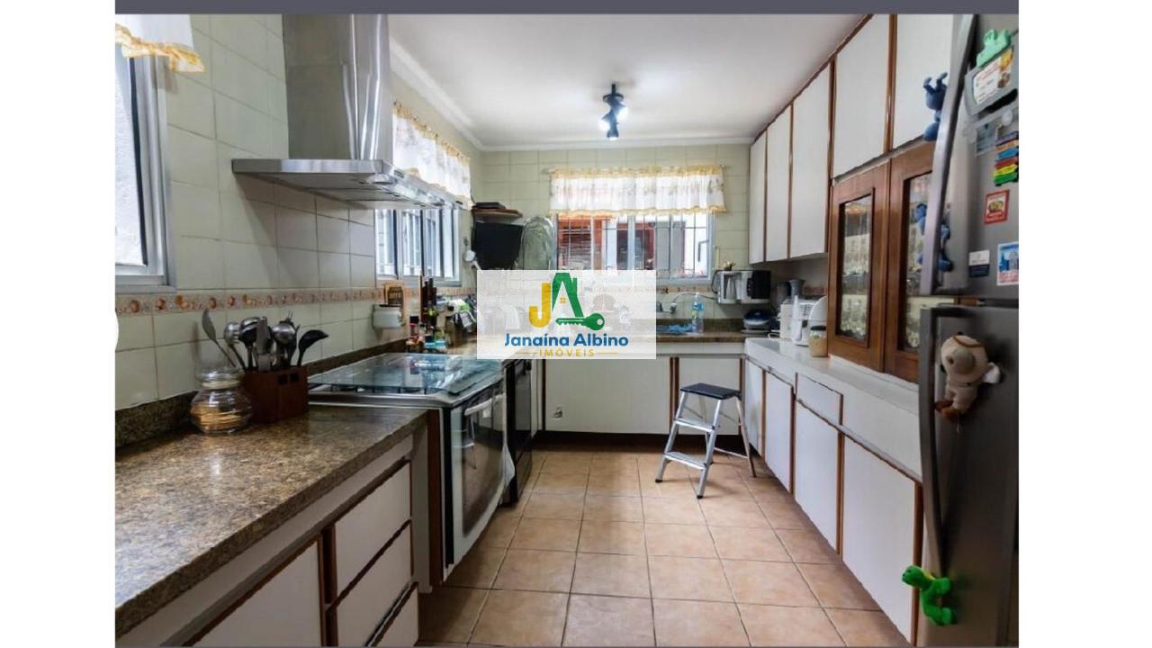 Casa, 4 quartos, 340 m² - Foto 29