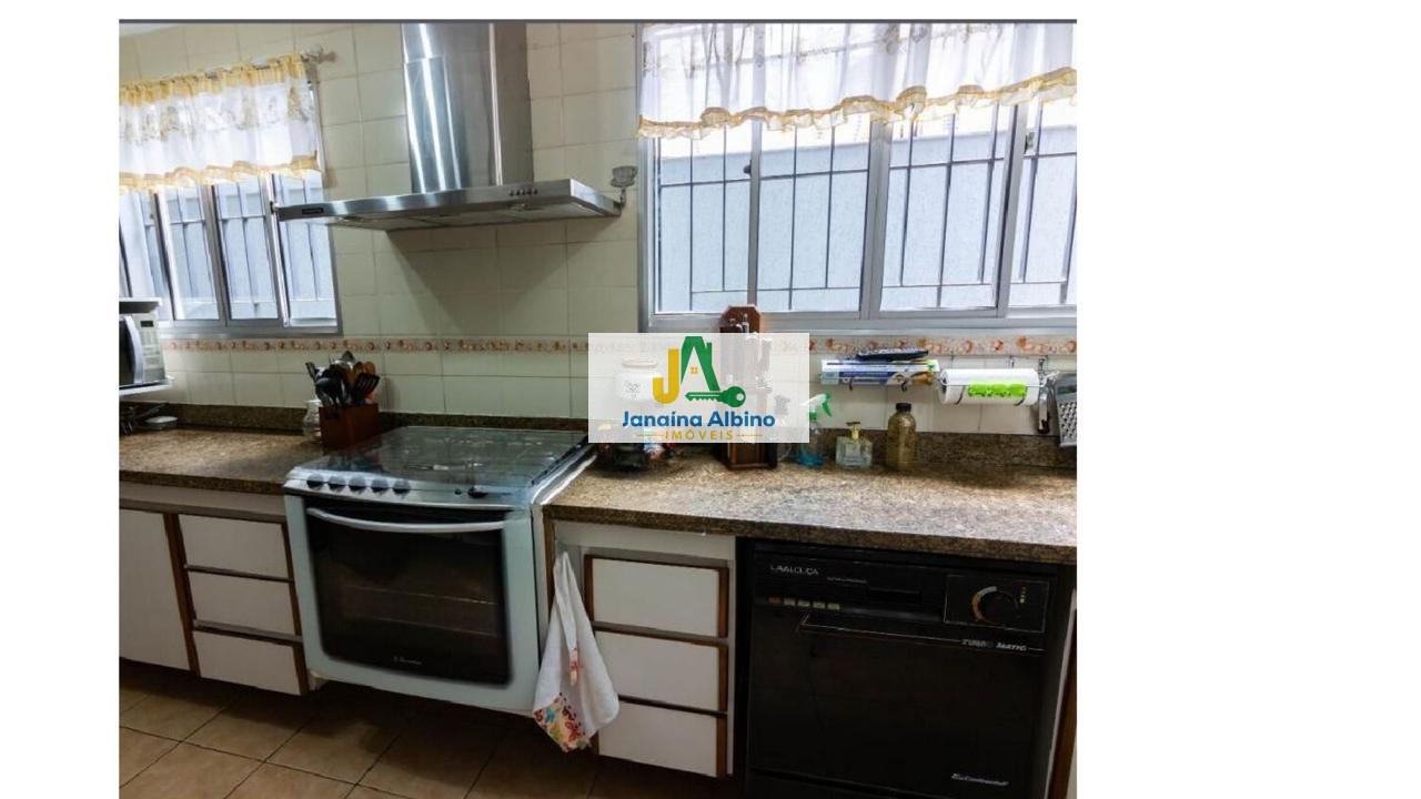 Casa, 4 quartos, 340 m² - Foto 30