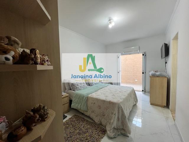 Casa, 4 quartos, 256 m² - Foto 9