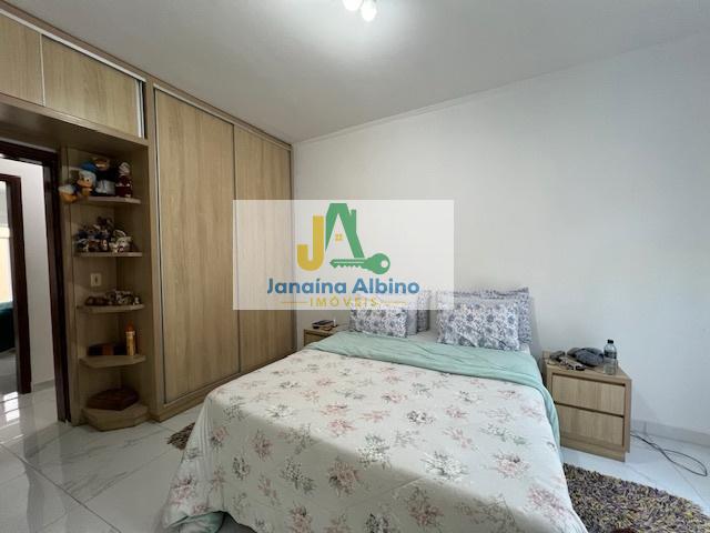 Casa, 4 quartos, 256 m² - Foto 10