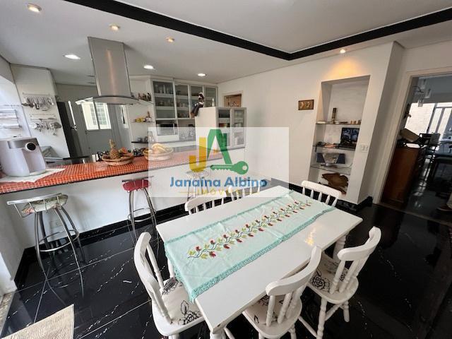 Casa, 4 quartos, 256 m² - Foto 14
